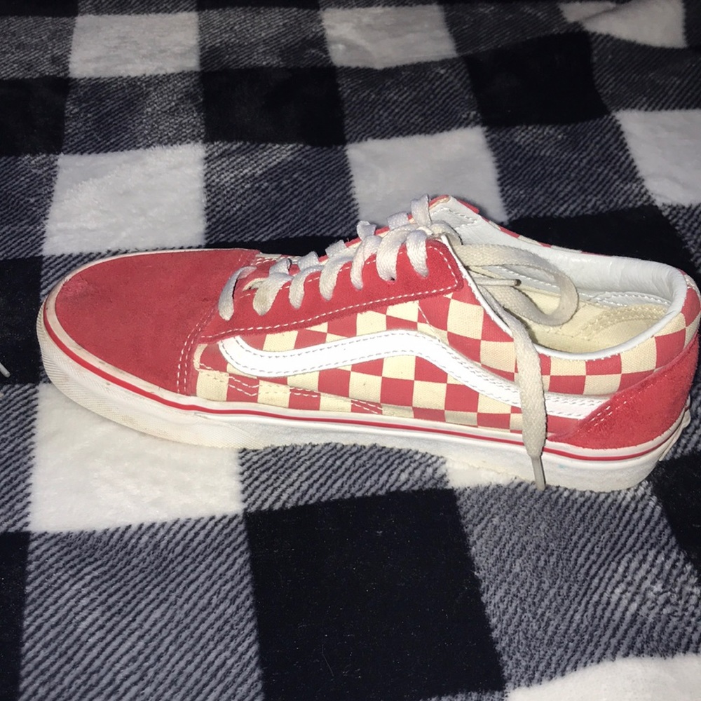Old school red checkerboard vans 7.5